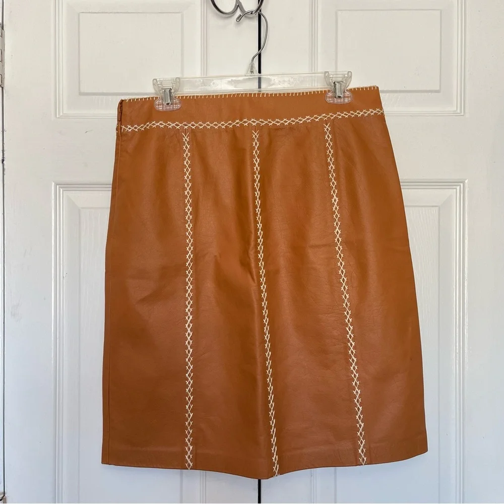 Vintage GAP Leather Skirt - Picture 4 of 9